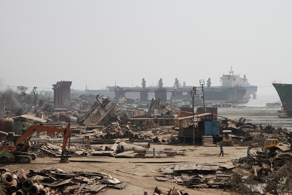 maritime accidents, ship breaking